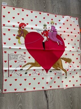 Hermes Tea Time scarf 70